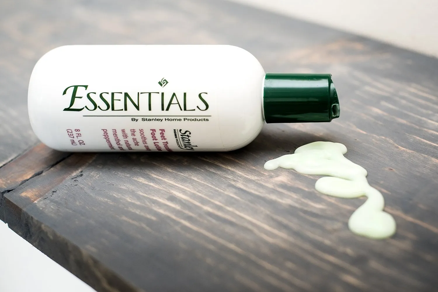 Essentials Feet TreatMint Foot Lotion - Moisturizing Foot Cream w/ Cooling Oils