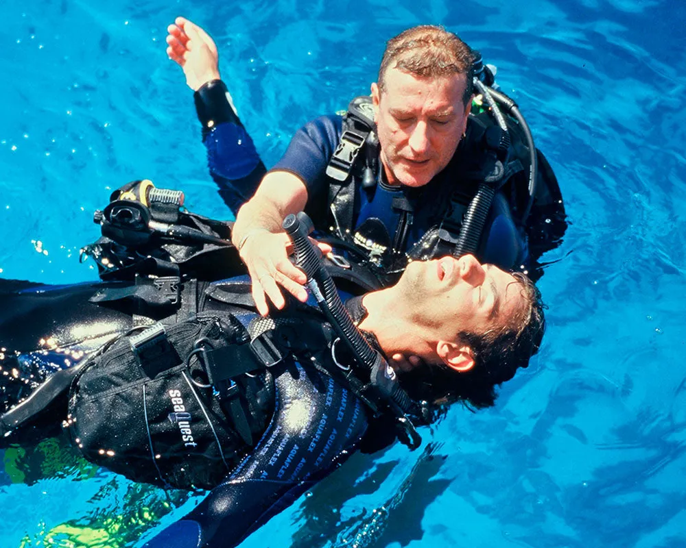 PADI Rescue Diver Training   EFR Included